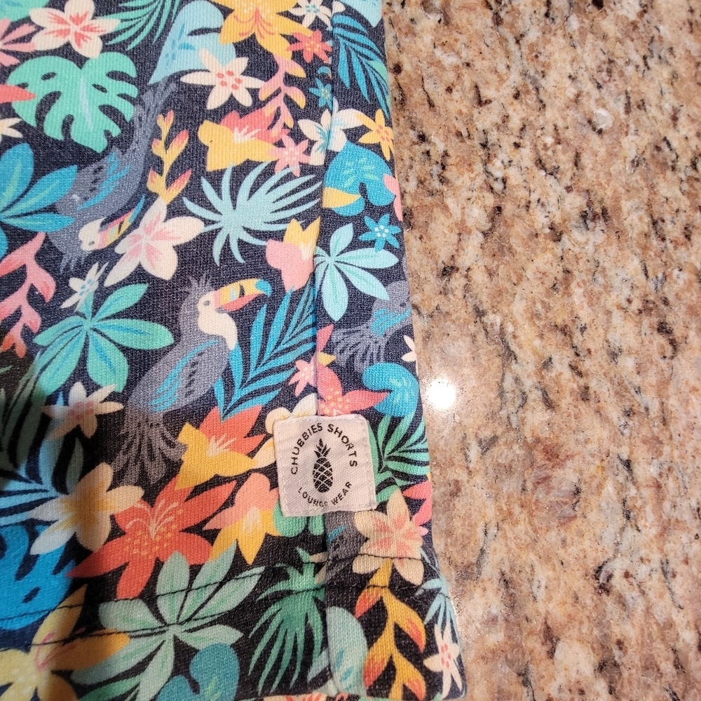 Chubbies French Terry Toucan Tropical Shorts Men's Size Small 7" Inseam - Picture 9 of 10